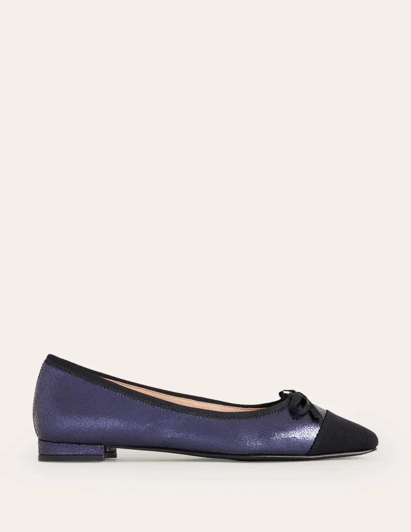 Flache Schuhe | Boden Ballerinas mit Zehenkappe-Marineblau Geborstenes Leder MarineblauGeborstenesLeder