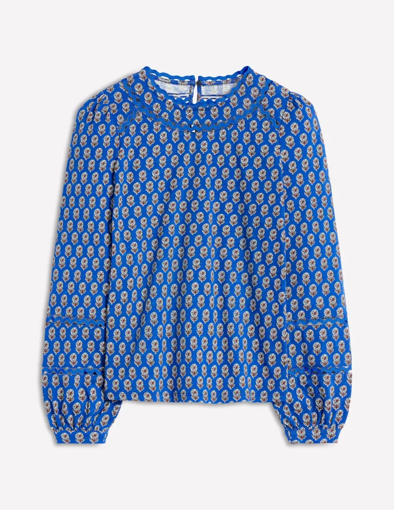 T-shirts & Tops | Oberteile | Boden Daisy Langärmeliges Oberteil-Galerieblau, Kamelienstempel Galerieblau,Kamelienstempel