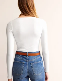 T-shirts & Tops | Oberteile | Boden Doppellagiges Oberteil mit tiefem Rundhalsausschnitt- Weiß