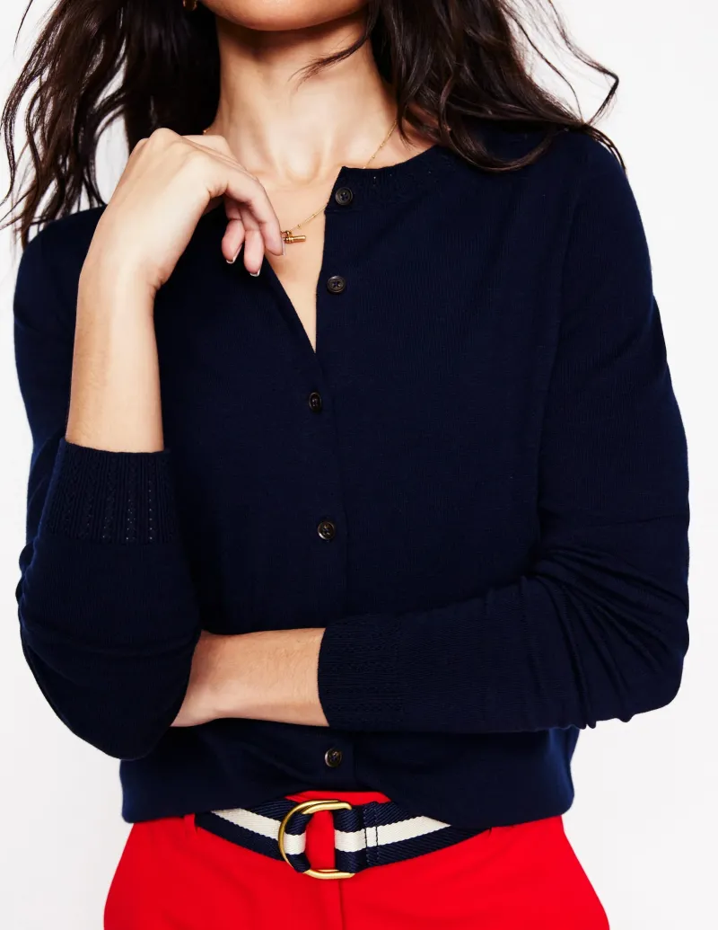 Pullover & Strickjacken | Boden Emilia Baumwollstrickjacke mit Rundhalsausschnitt- Marineblaue