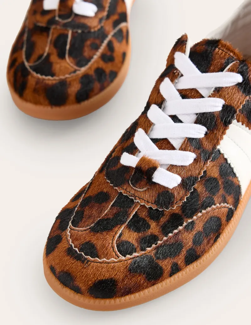 Nachtwäsche & Schlafanzüge | Flache Schuhe | Boden Erin Retro-Tennisschuhe- Schokobraun