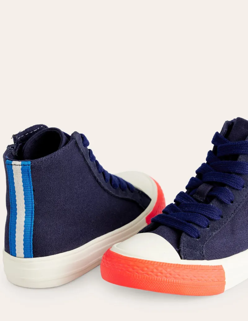 Schuhe, Turnschuhe & Sandalen | Boden Hochgeschnittene Canvas-Sneaker mit Kontrastdetails-Marineblau Blau MarineblauBlau