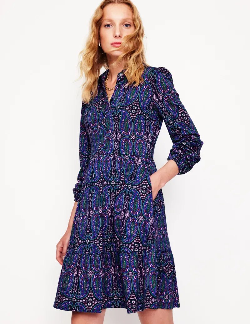 Kleider & Jumpsuits | Kleider In Petite | Boden Jemima Gestuftes Jerseykleid-Marineblau, Paisley-Knospen-Variation Marineblau,Paisley-Knospen-Variation