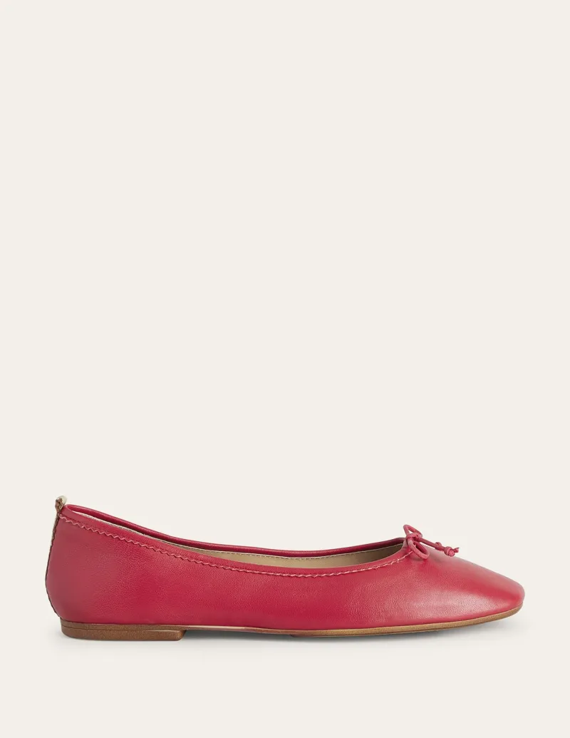 Flache Schuhe | Boden Kitty Ballerinas mit flexibler Sohle- Briefkastenrot