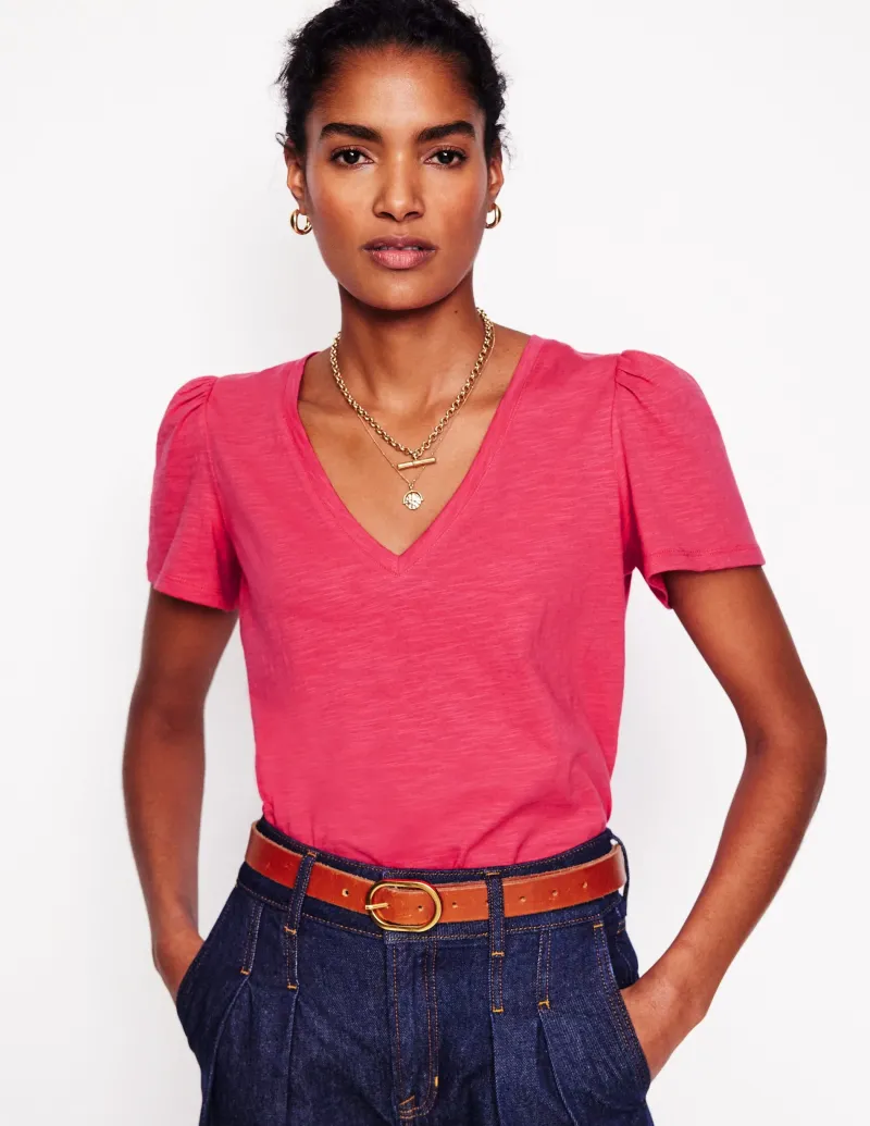 Nachtwäsche & Schlafanzüge | T-shirts & Tops | Boden T-Shirt mit V-Ausschnitt- Kamelienrosa
